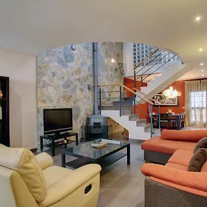 https://holiday-house-tenorio.es-andalucia.com
